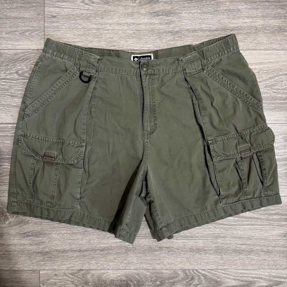 Columbia Mens Olive Green Cotton Cargo Shorts XM4166 Size XL Relaxed Hiking